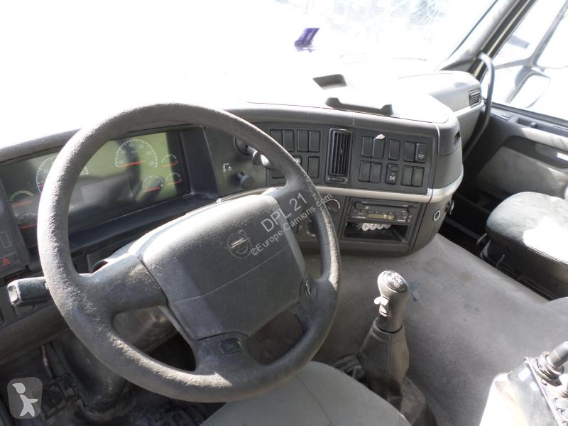 Camion Volvo 340