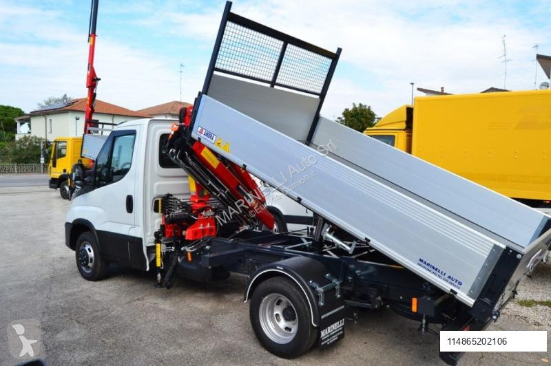 Veicolo commerciale Iveco 42 4 S