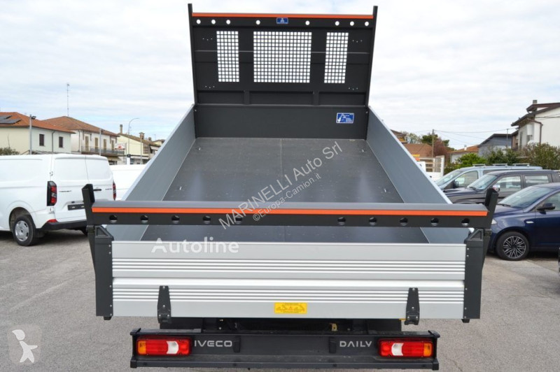 Furgoneta Iveco 35C14 2.3