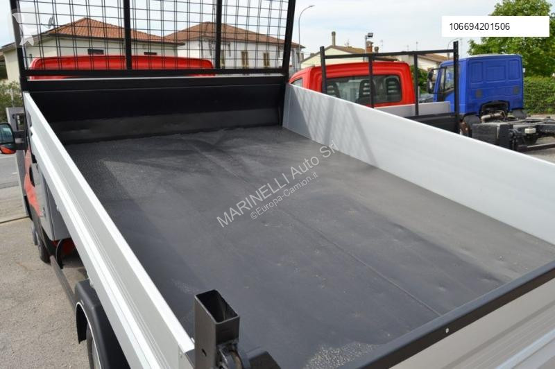 Veículo utilitário Iveco 35C13 2.3 CASSONE...