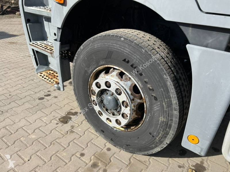 Kamion  Axor 2543