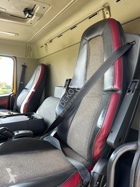 Vrachtwagen Volvo FM 400 !!RIJPLATEN...