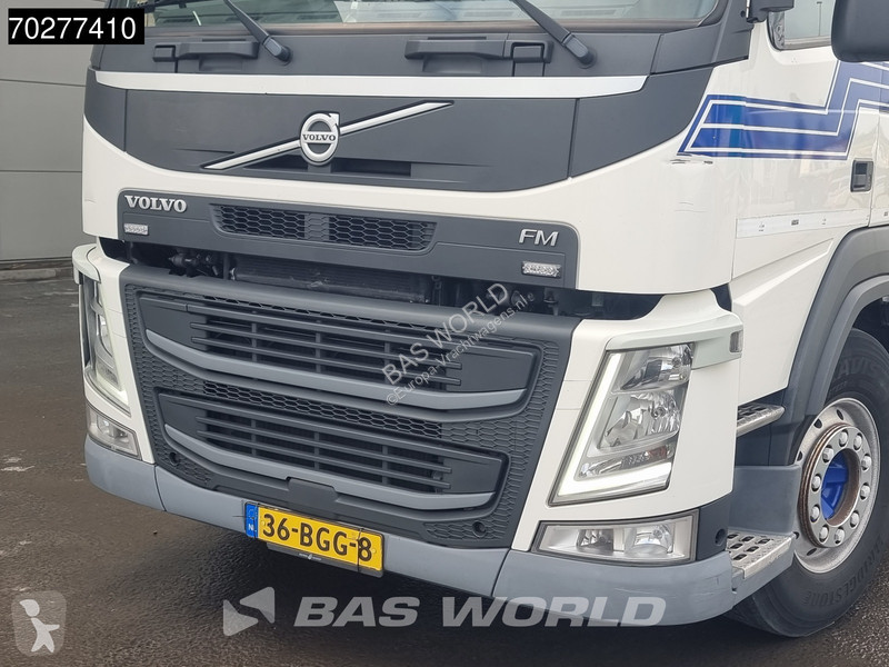 Vrachtwagen Volvo 420 6X2 NL-Truck Compressor...