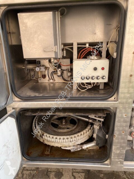 Camion MAN F 2000 /