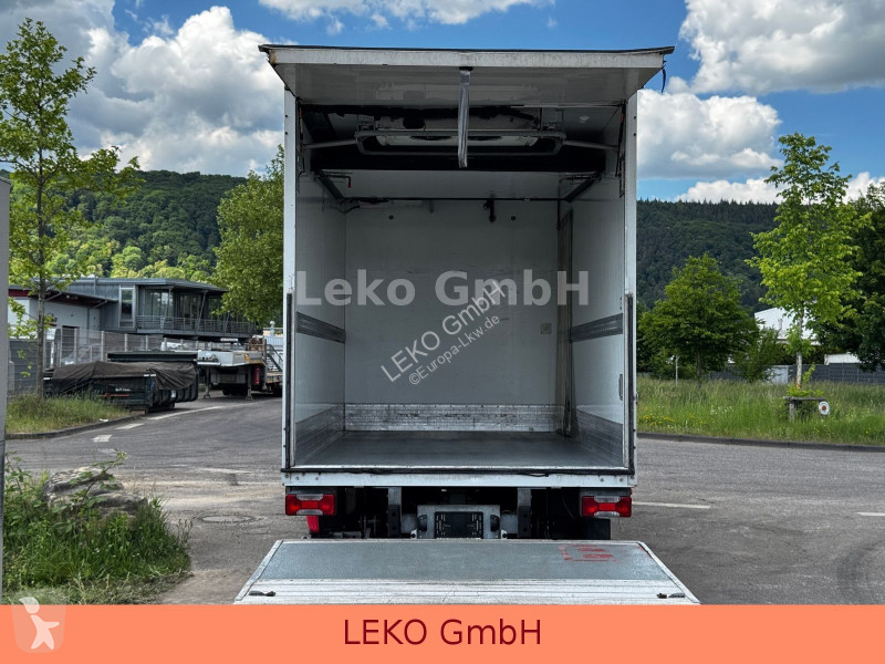 شاحنة Iveco 70C17 Mit Carrier Pulsor 600 Mt