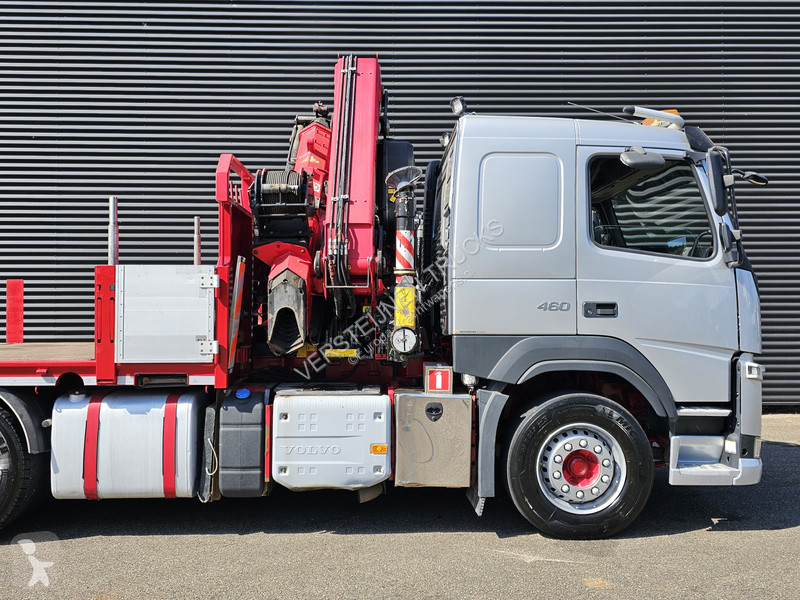 Vrachtwagen Volvo FM  8x4-4 / FASSI 36.5 t/m -8...