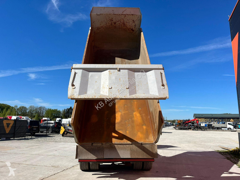 Kamion Volvo 8x4 RETARDER / TANDEM AXLE LIFT /...