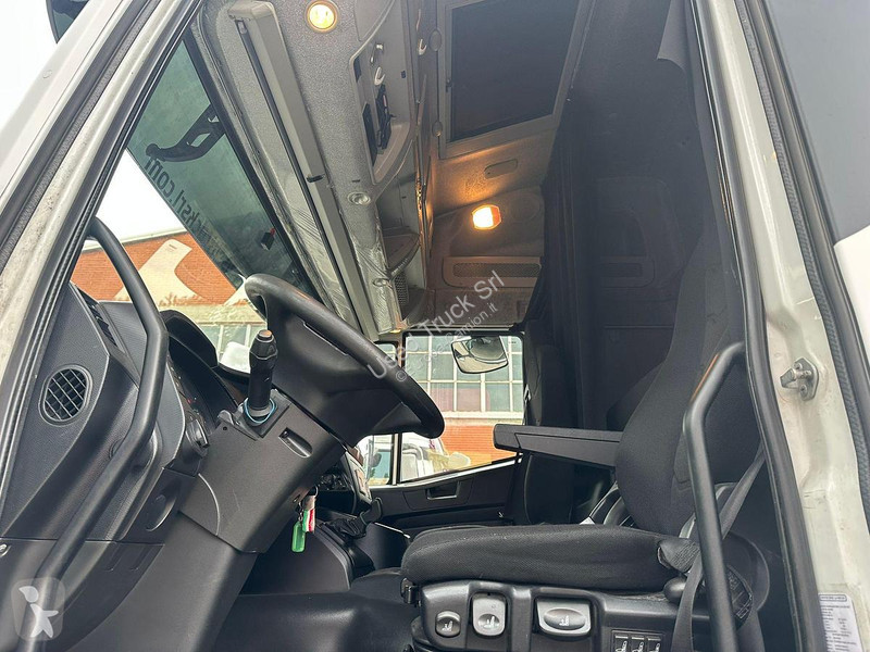 Kamion Iveco 460