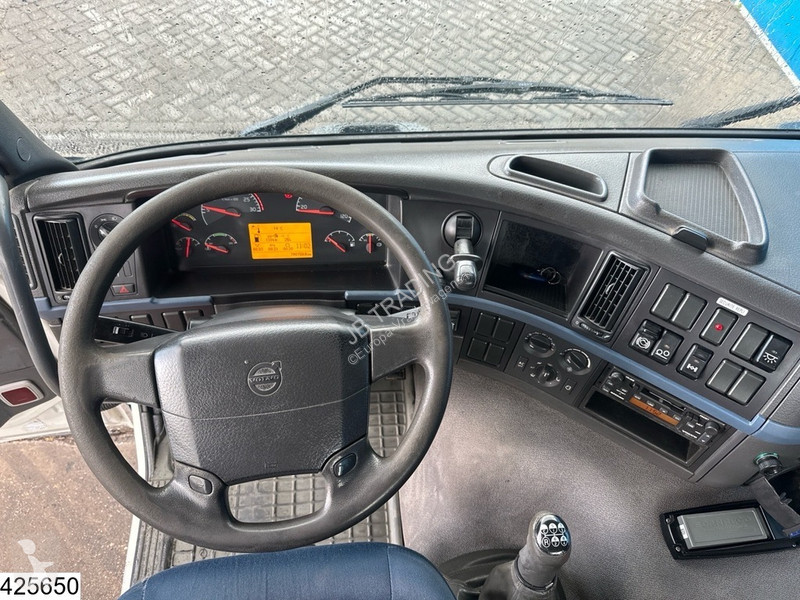 Kamion Volvo 300 6 X 2, Manual, Steel...