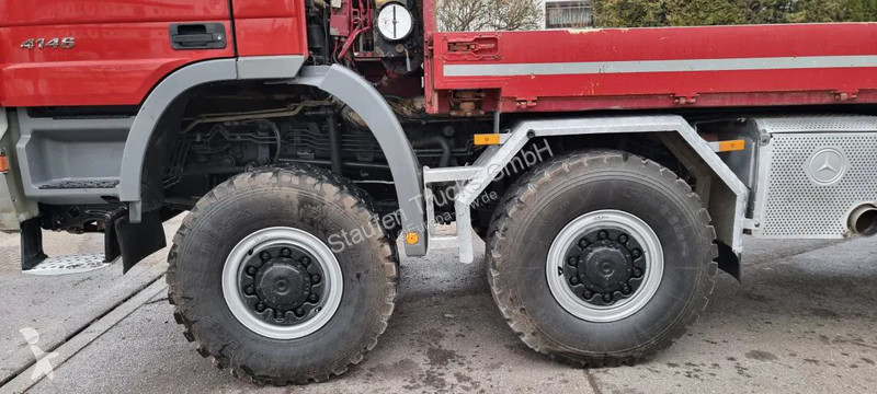 Lastbil Mercedes 8X8 FASSI 660 EINZELBER SEILWINDE