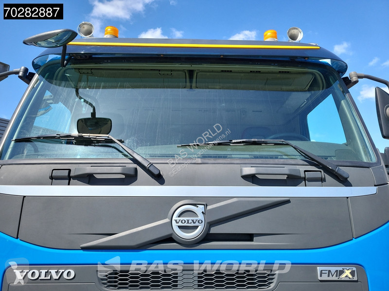 Kamion Volvo 500 8X4 16m3 Forez-Bennes tipper...