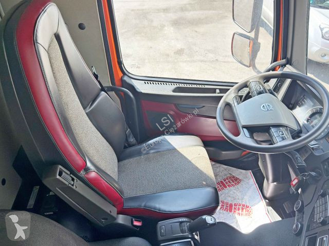 Kamion Volvo 450 Abschleppwagen 6,70 m *EFFER...