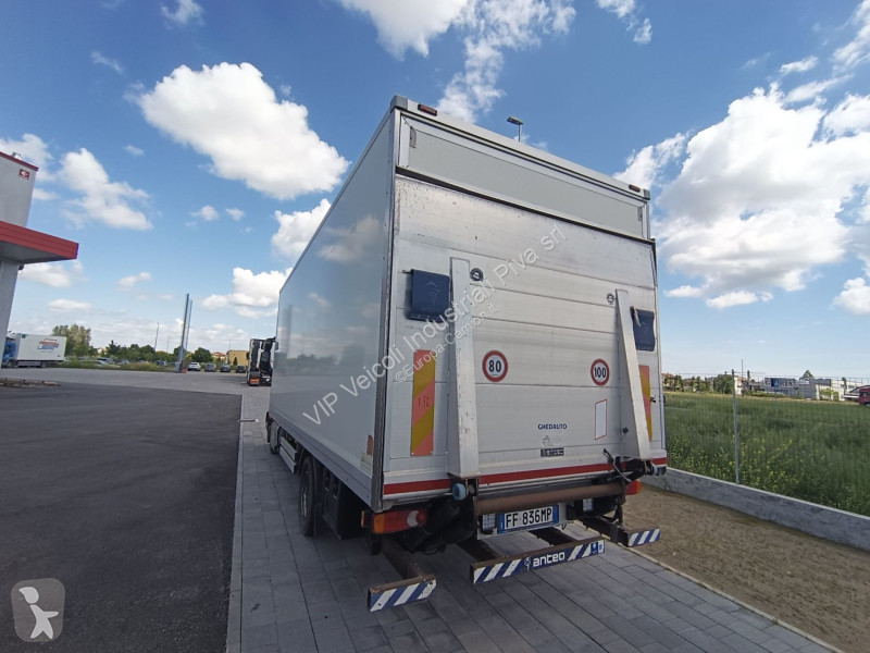 Camion Iveco 75.190