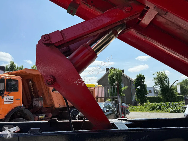 Vrachtwagen Volvo 16600 6X4 Tipper...