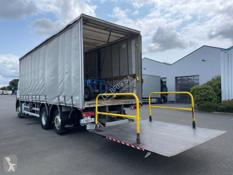 Lastbil Mercedes  AXOR 25.33