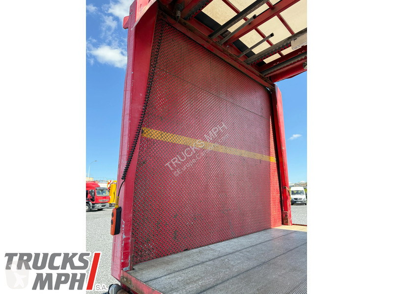 Camion Renault *488.150 km*Hayon 2500 kg*Full...