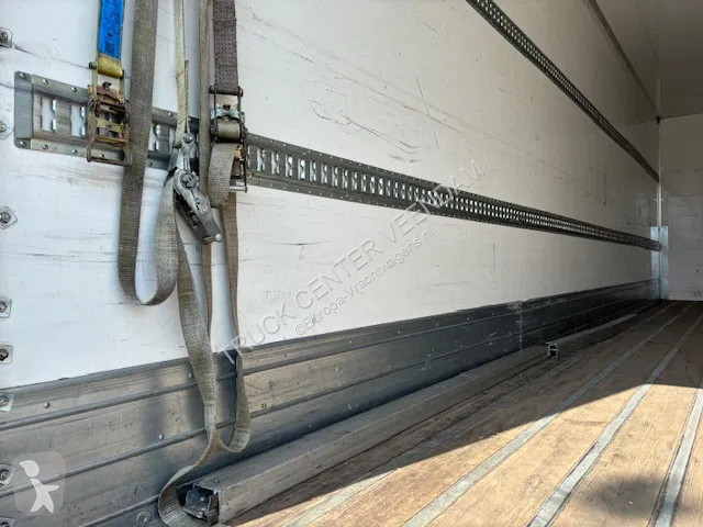 Camion Scania P280 Closed box taillift 2000 kg...