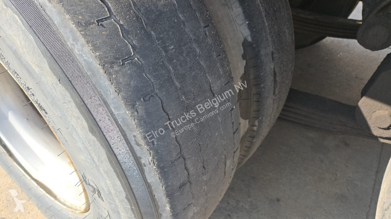 Camion Volvo 10 - 320 (10500L + 1500L / 10...