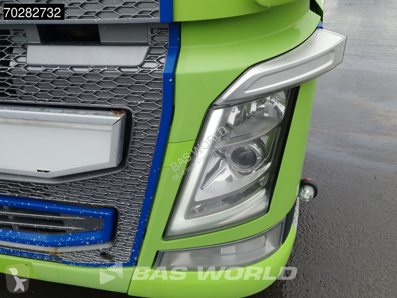 Vrachtwagen Volvo 540  6X2 VEB+ BigAxe...