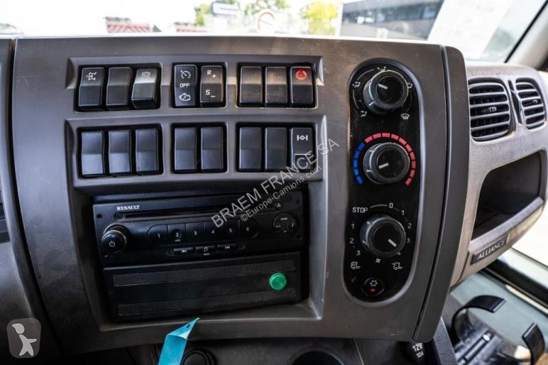 Camion Renault  MIDLUM 270 DXI + STOKOTA 14000L...