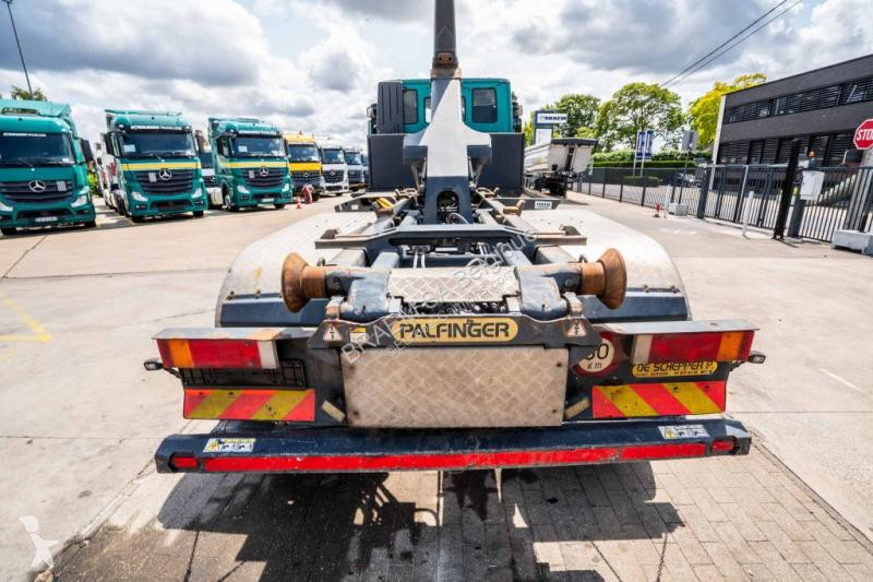 Kamion Iveco 360-6x4-PALFINGER