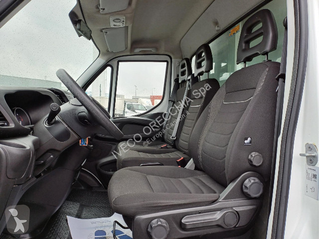 Camion Iveco DAILY 35C16
