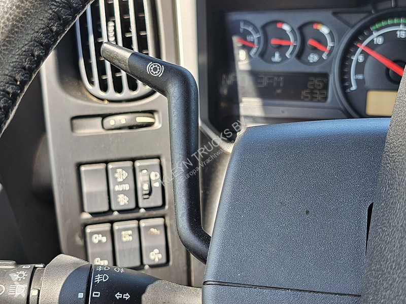 Kamion Renault D 240 11.9T AIRCO TAILLIFT