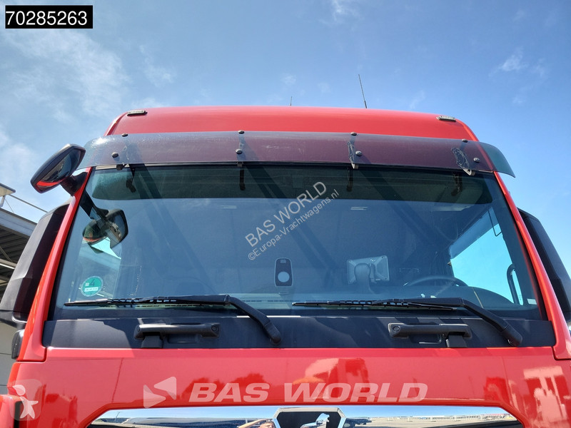Kamion MAN 26.470  6X2 21 Tonnes VDL hooklift...