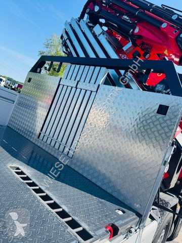 Camion MAN MAN  32.510 mit F710 Frontkran sofort