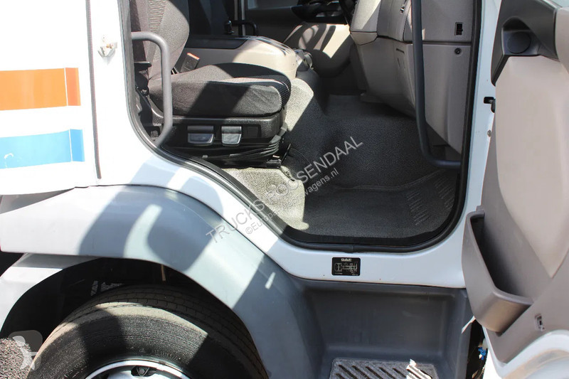 Kamion DAF 210 + EURO 6 + LIFT