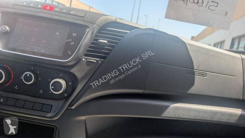 Furgoneta Iveco