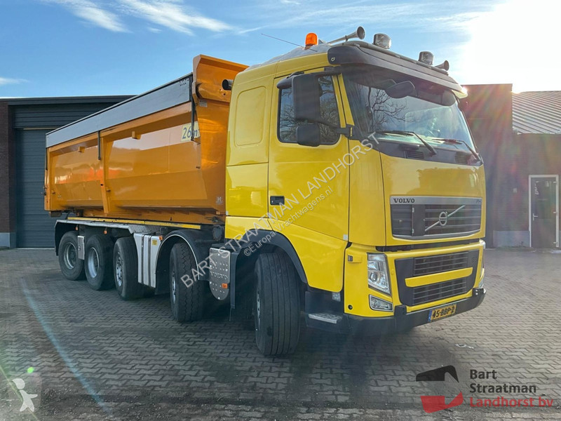 Kamion Volvo 10X4R Euro 5 met 30T HTS Kabel...