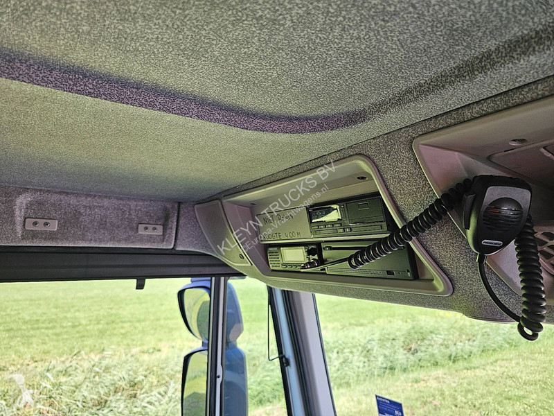 Camião Iveco AD190S31 STRALIS 2T LIFT AIRCO