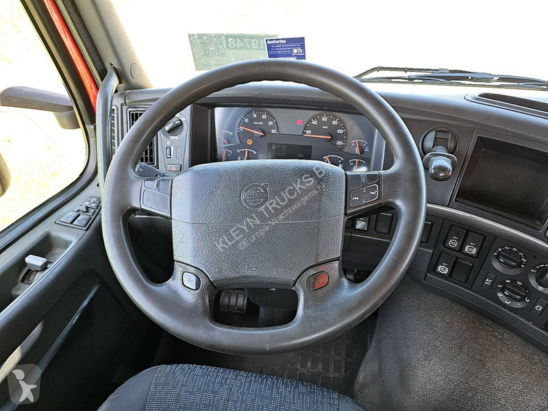 Camion Volvo FM 11.330 6X2 MANUAL WB460