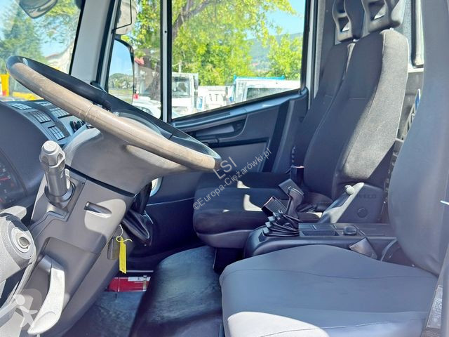 تخريم وتثقيب وتقطيع Iveco 120E22 * Bohrgerät...