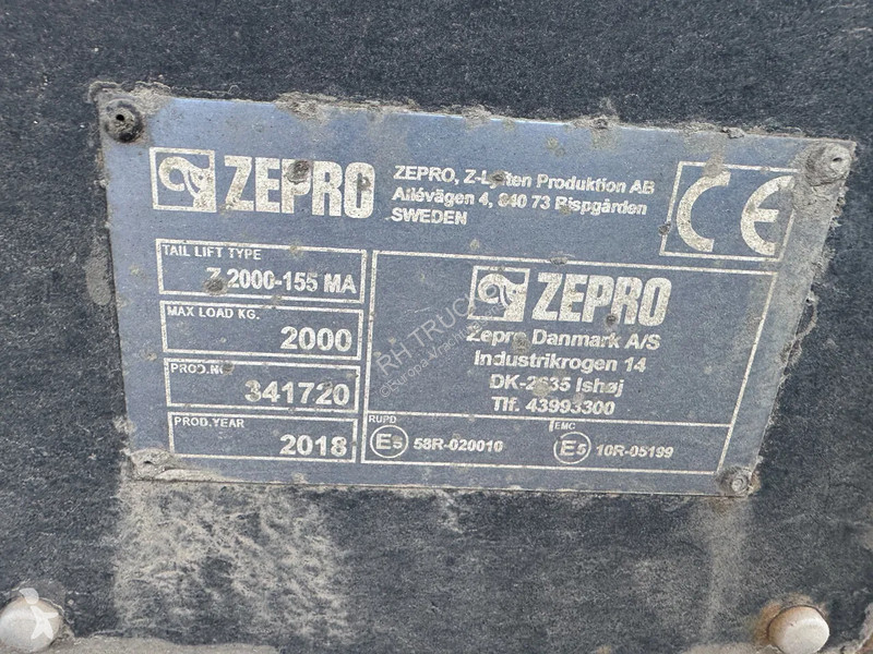 Camion Scania P280 6X2 SCHMITZ BOX + ZEPRO...
