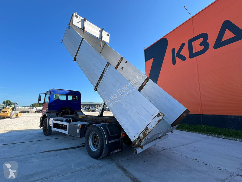 Kamion Mercedes 1828 4x2 FULL STEEL / BOX...