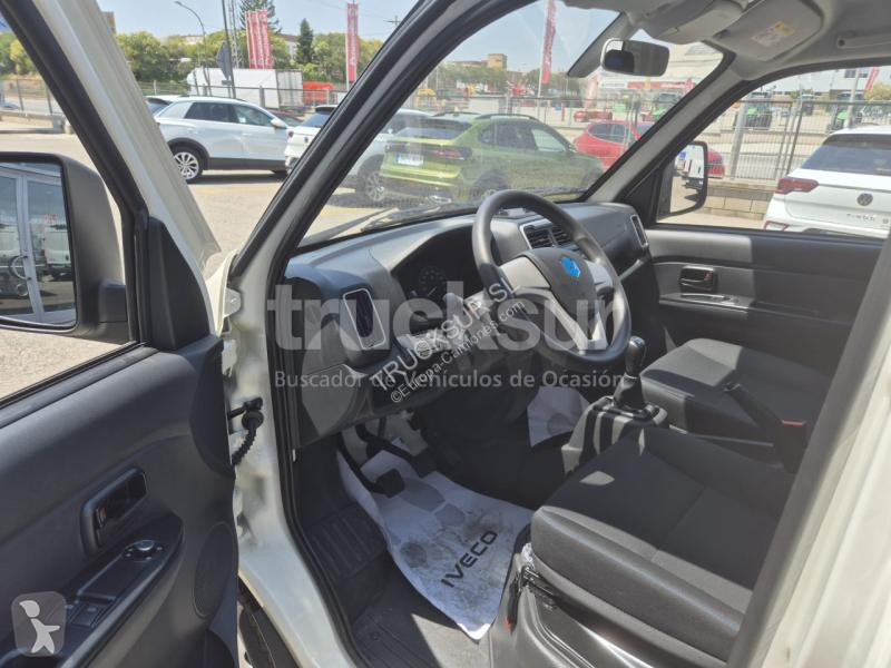 Veicolo commerciale Iveco  PIAGGIO PORTER 1.5I...