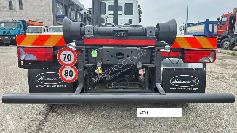 Kamion Iveco 460