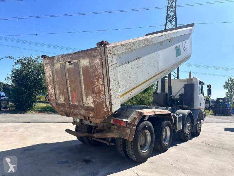 Camion Astra
