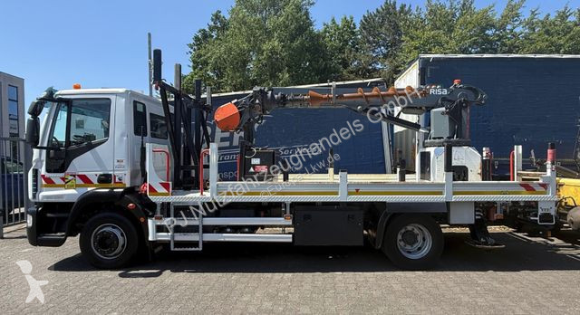 Bore-, hamre-, skæremaskine Iveco 140-250 RISA...