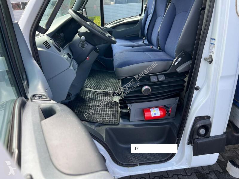 Véhicule utilitaire Iveco DAILY 65C15 TILT 1.HAND