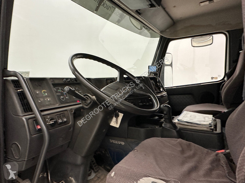 Camion Volvo 360 - 6x2