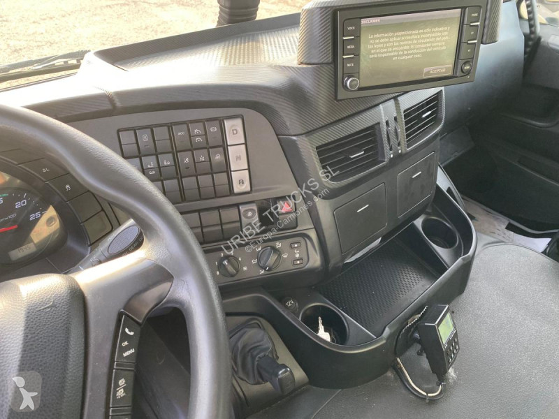 Kamion Iveco AD 260 S 36 Y/PS