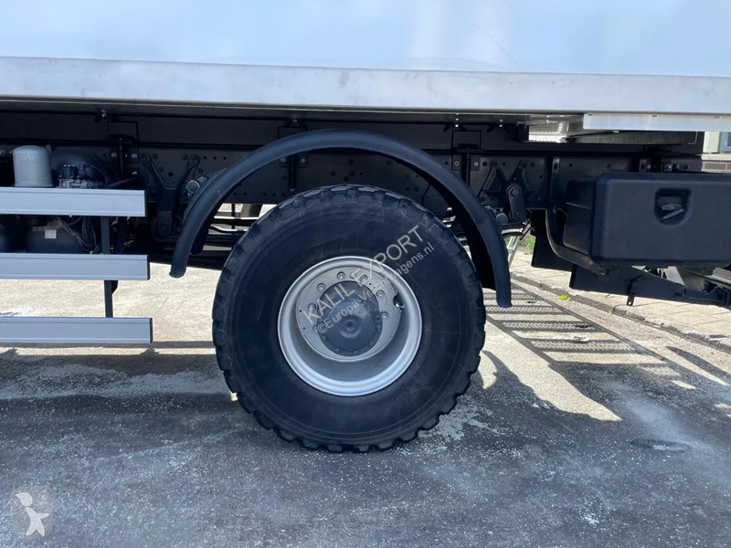 Camion Mercedes 1829 4x4 Expedition Truck...