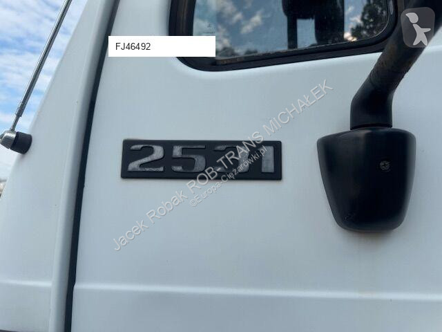 Lastbil Mercedes 25-31