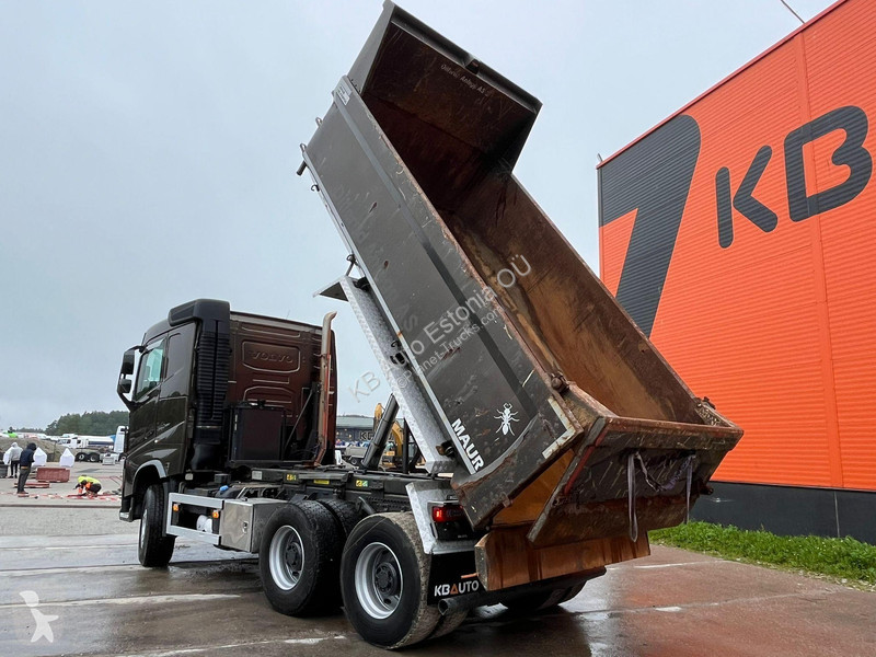 Camion Volvo 6x4 RETARDER / TANDEM AXLE LIFT /...