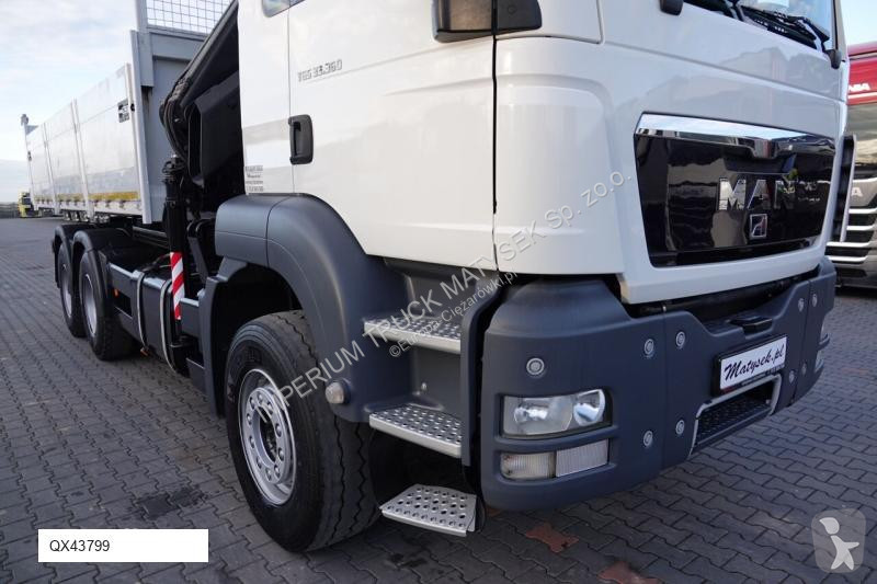 Camion MAN HIAB XS 122