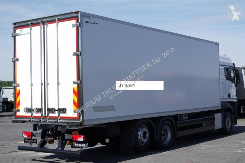 Lastbil MAN TGX 26.520