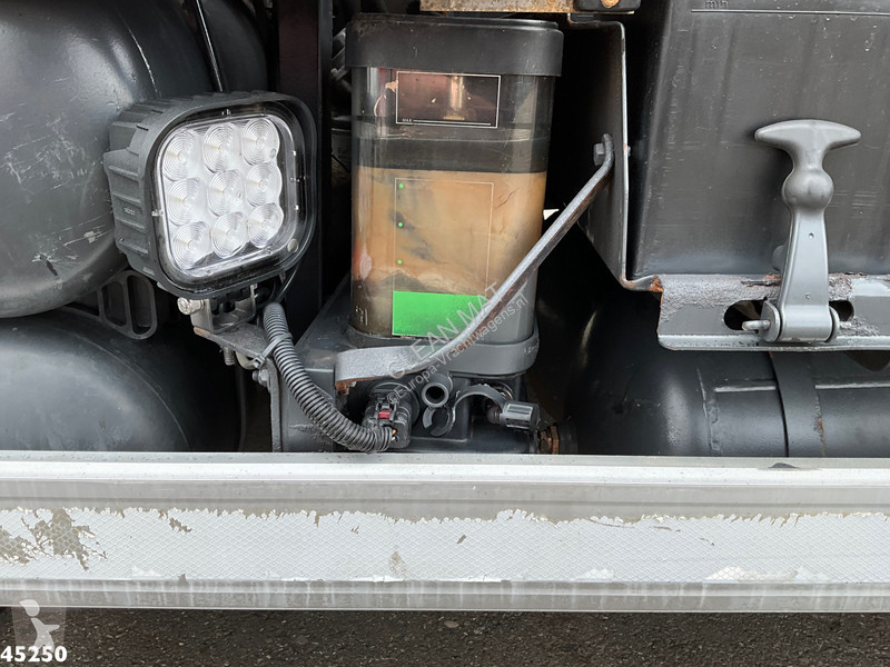 Camion DAF FAQ 85  410 8x2 Hiab 26 Ton...